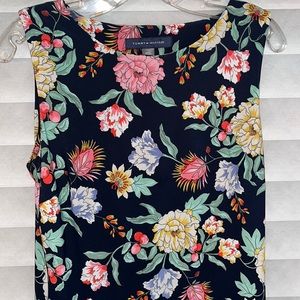 Tommy Hilfiger Navy Floral Dress, size 6